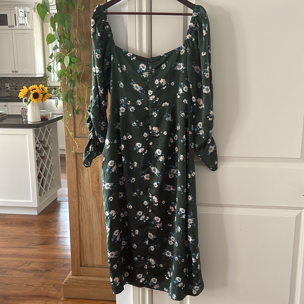 🎀 ASTR THE LABEL green floral satin milk maid dress XL Euc - Picture 9 of 13